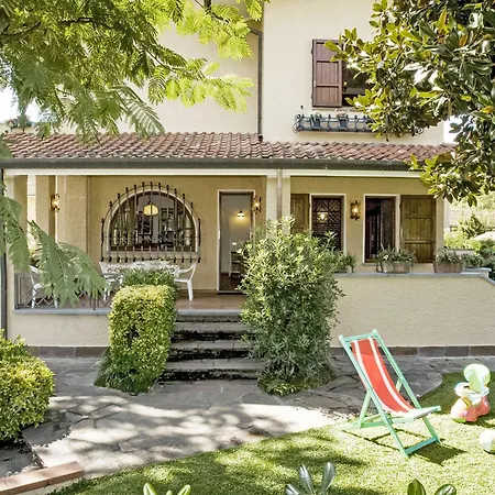 Rita By Interhome * Forte dei Marmi